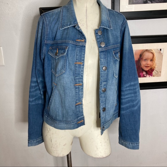 J. Crew Light Denim Button Up Flap Pockets Jean Jacket Large